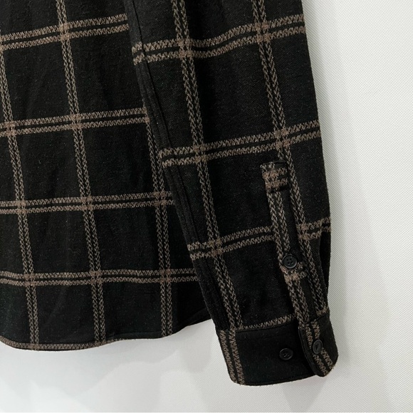 Express Plaid Size Medium Men's Brown/Tan Flannel Long Sleeve Button-Up - Picture 3 of 8